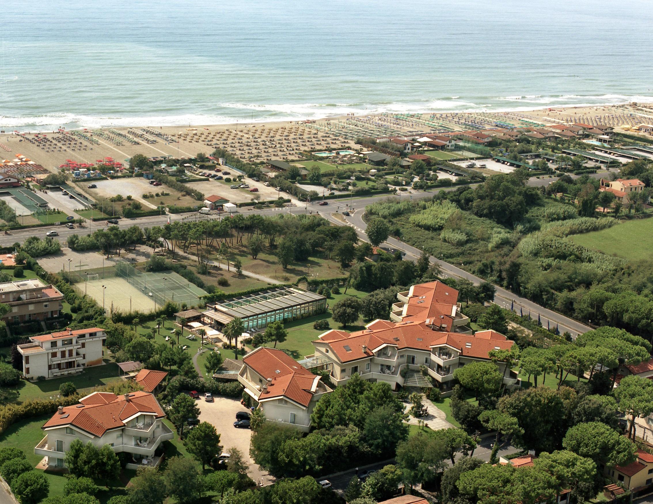 Hotel Villa Undulna - Terme Della Versilia Cinquale Exterior foto