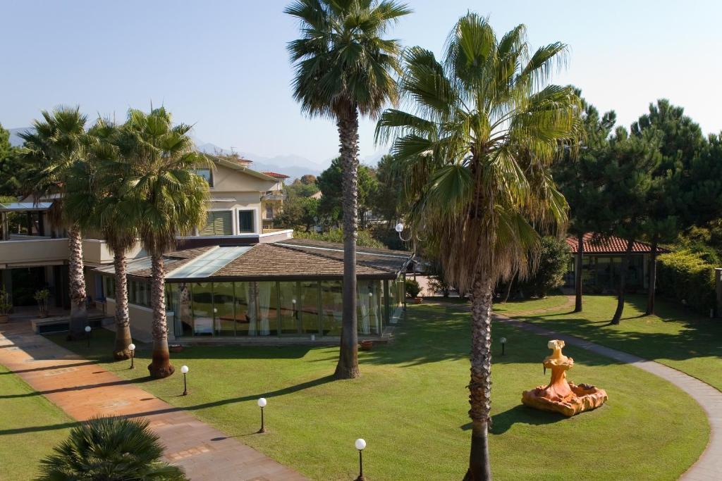 Hotel Villa Undulna - Terme Della Versilia Cinquale Exterior foto