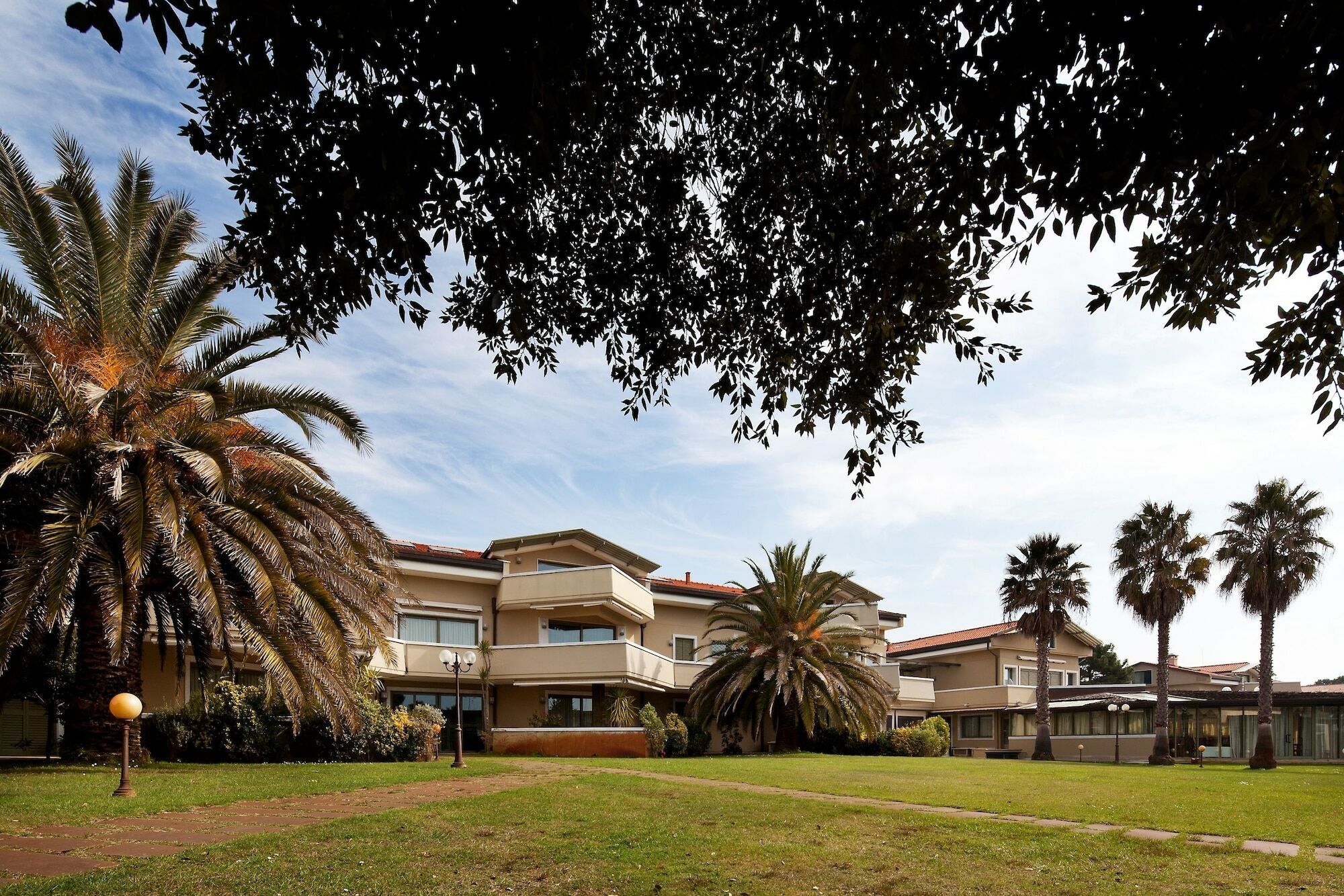 Hotel Villa Undulna - Terme Della Versilia Cinquale Exterior foto